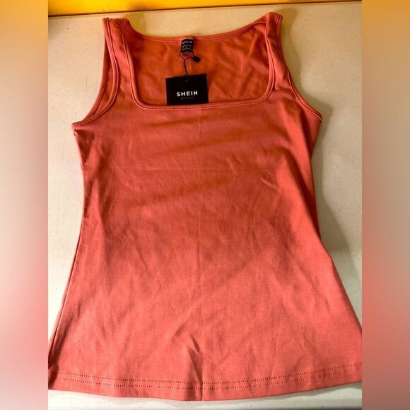 SHEIN Tops - SHEIN pink tank top